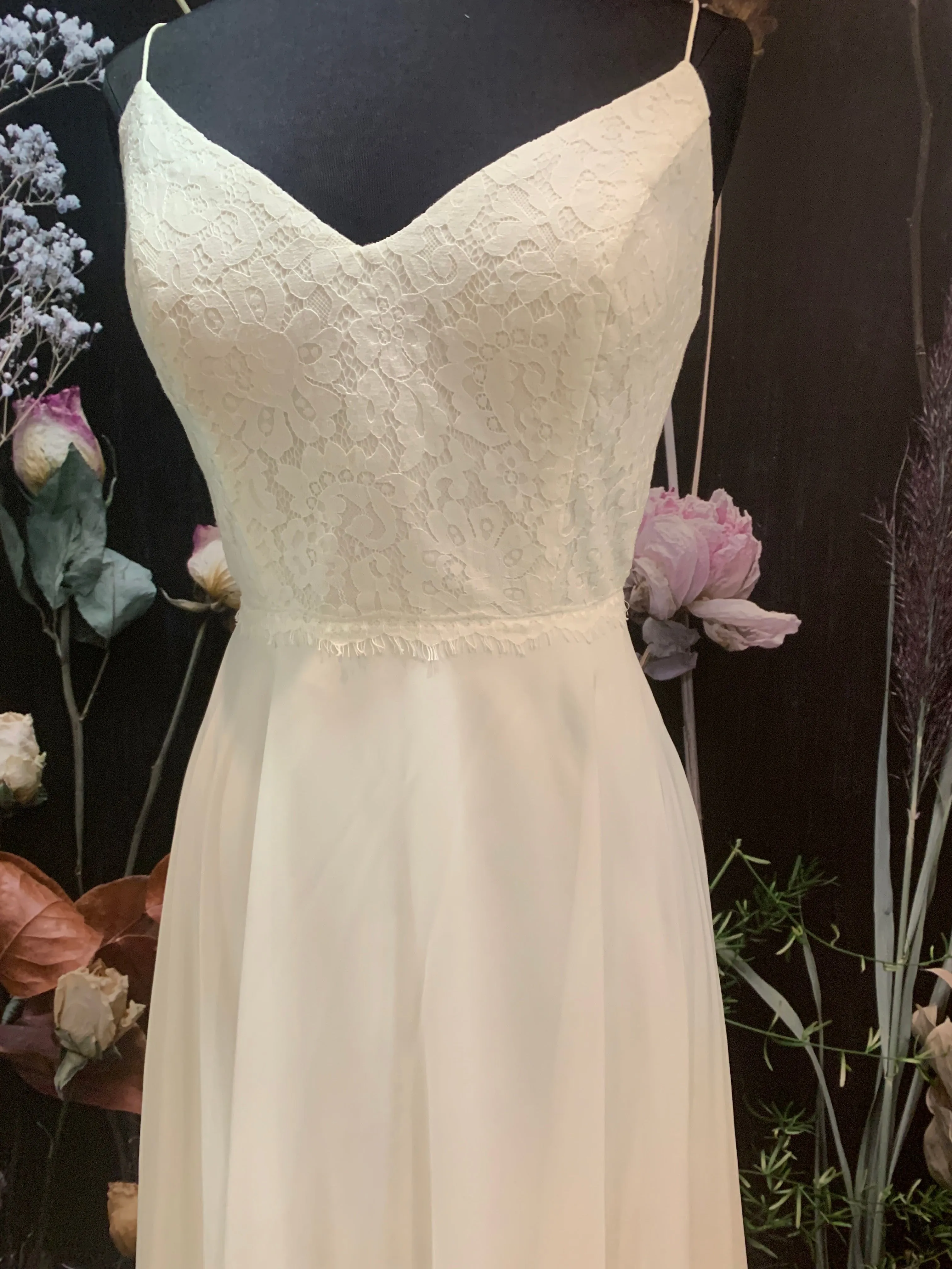 Dress 3105: Christina Wu "22807" waist 31