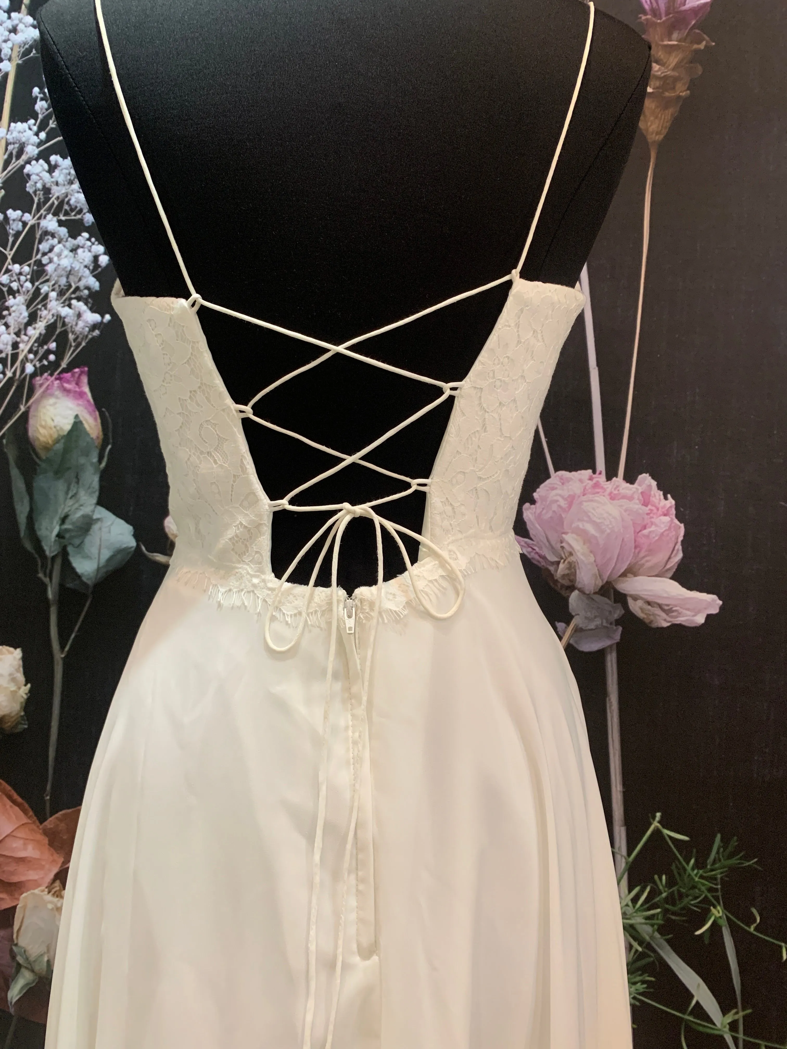 Dress 3105: Christina Wu "22807" waist 31