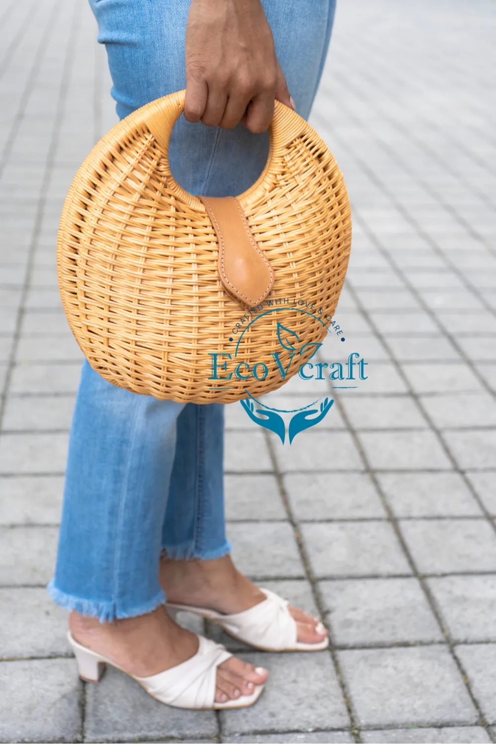 Eclipse Light Brown Handbag