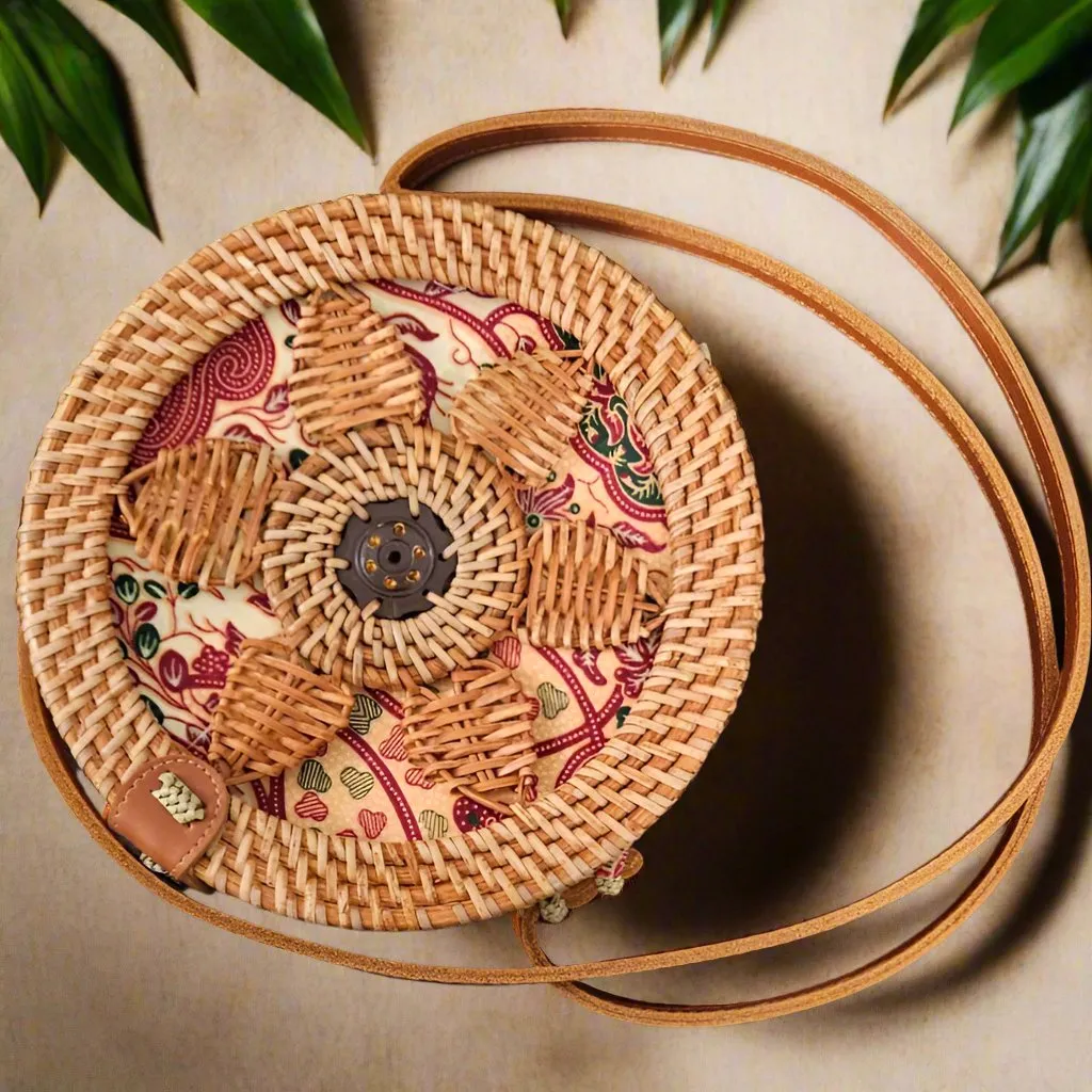 Hippie Leaf With Shell Brown Round Sling  Bag