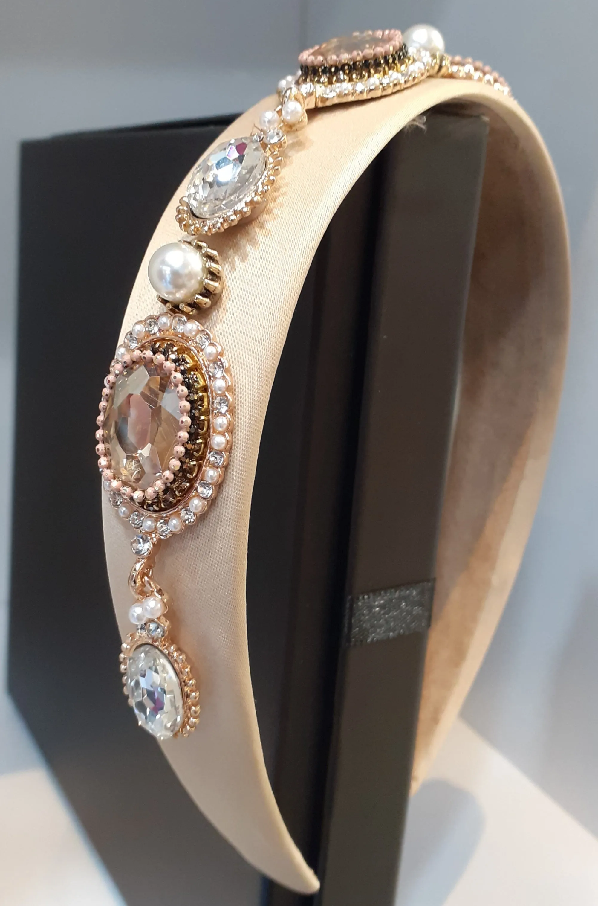 Oval & pearl gem hairbands