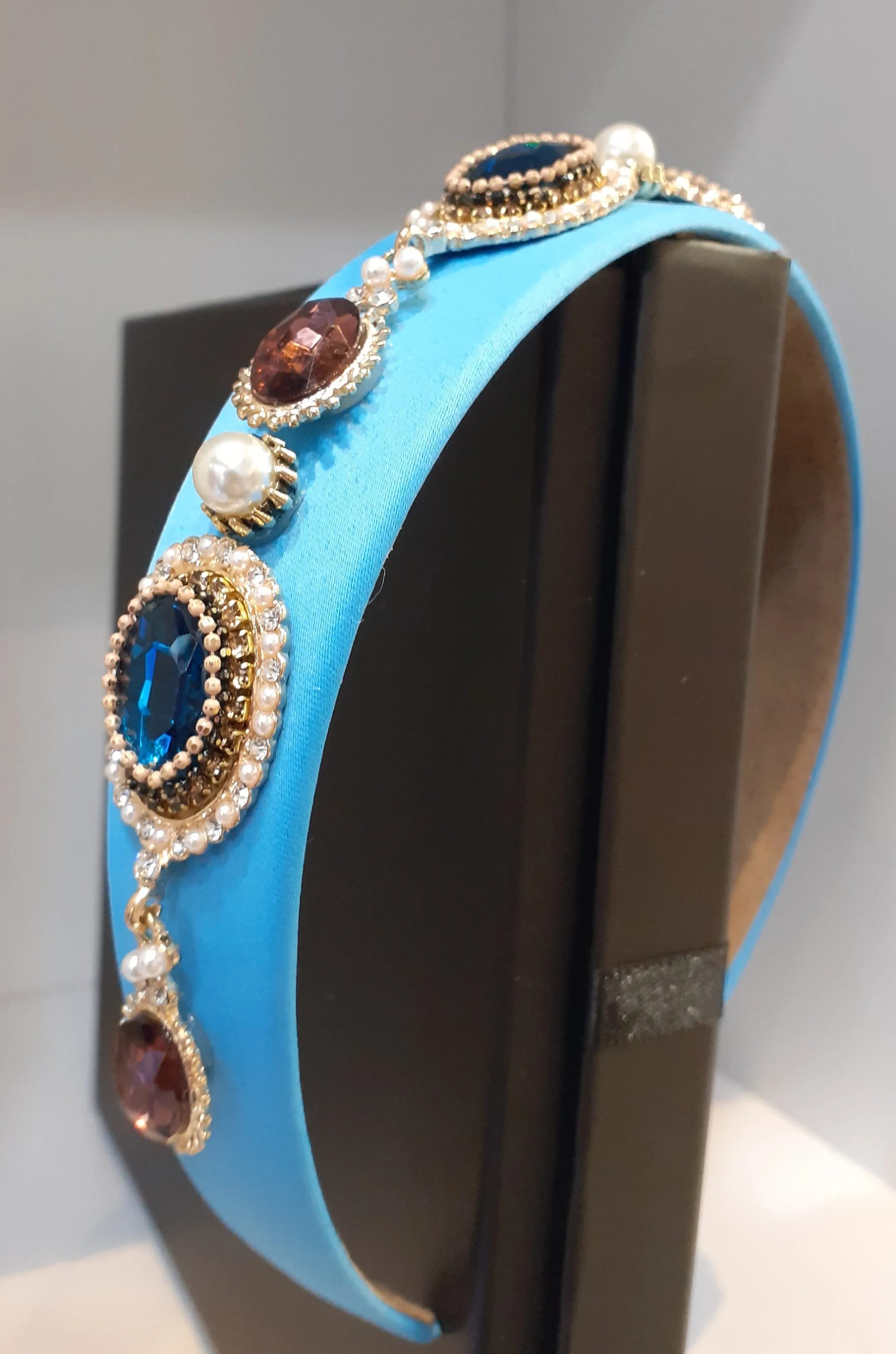 Oval & pearl gem hairbands