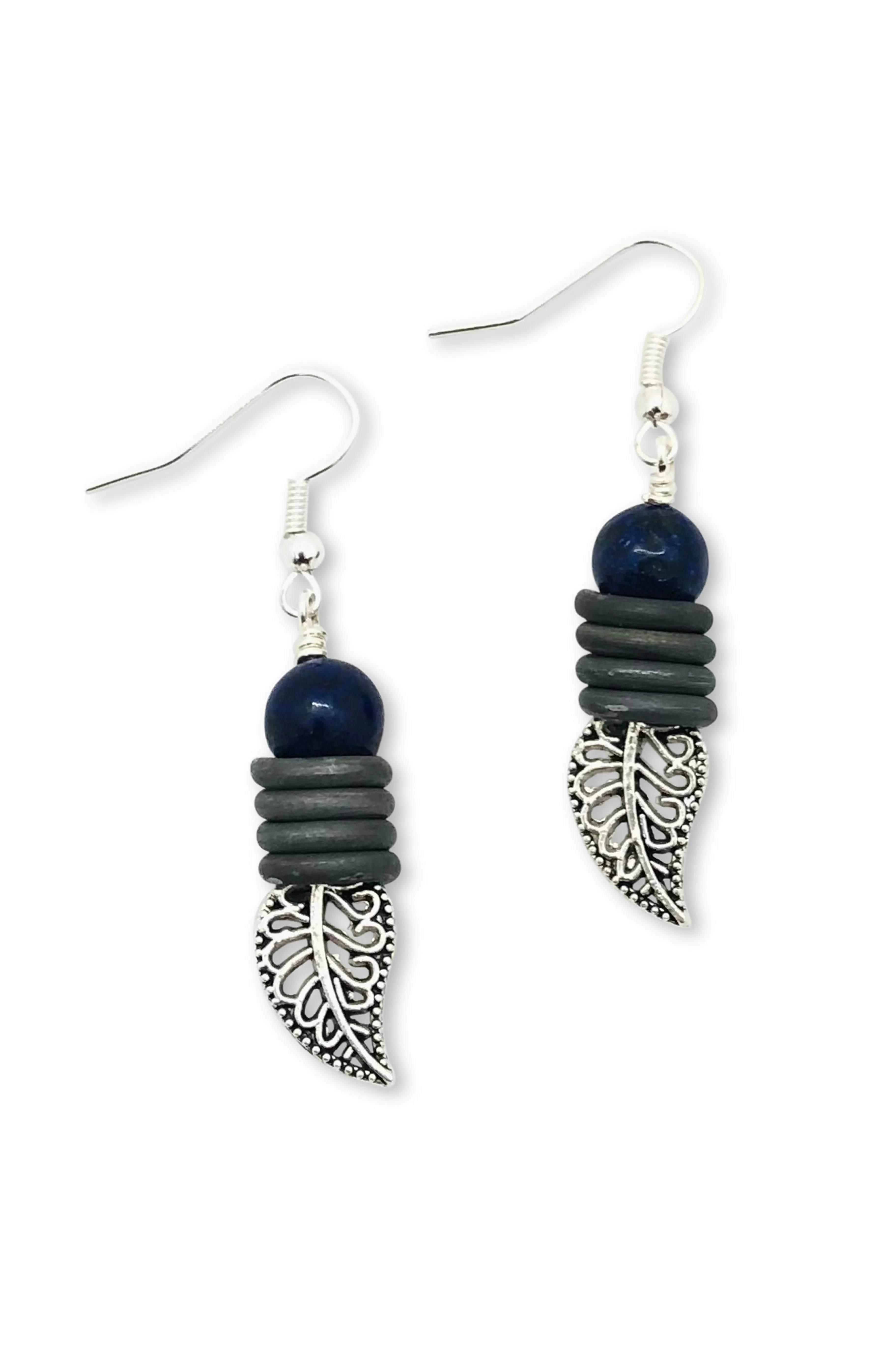 Snare leaf earrings
