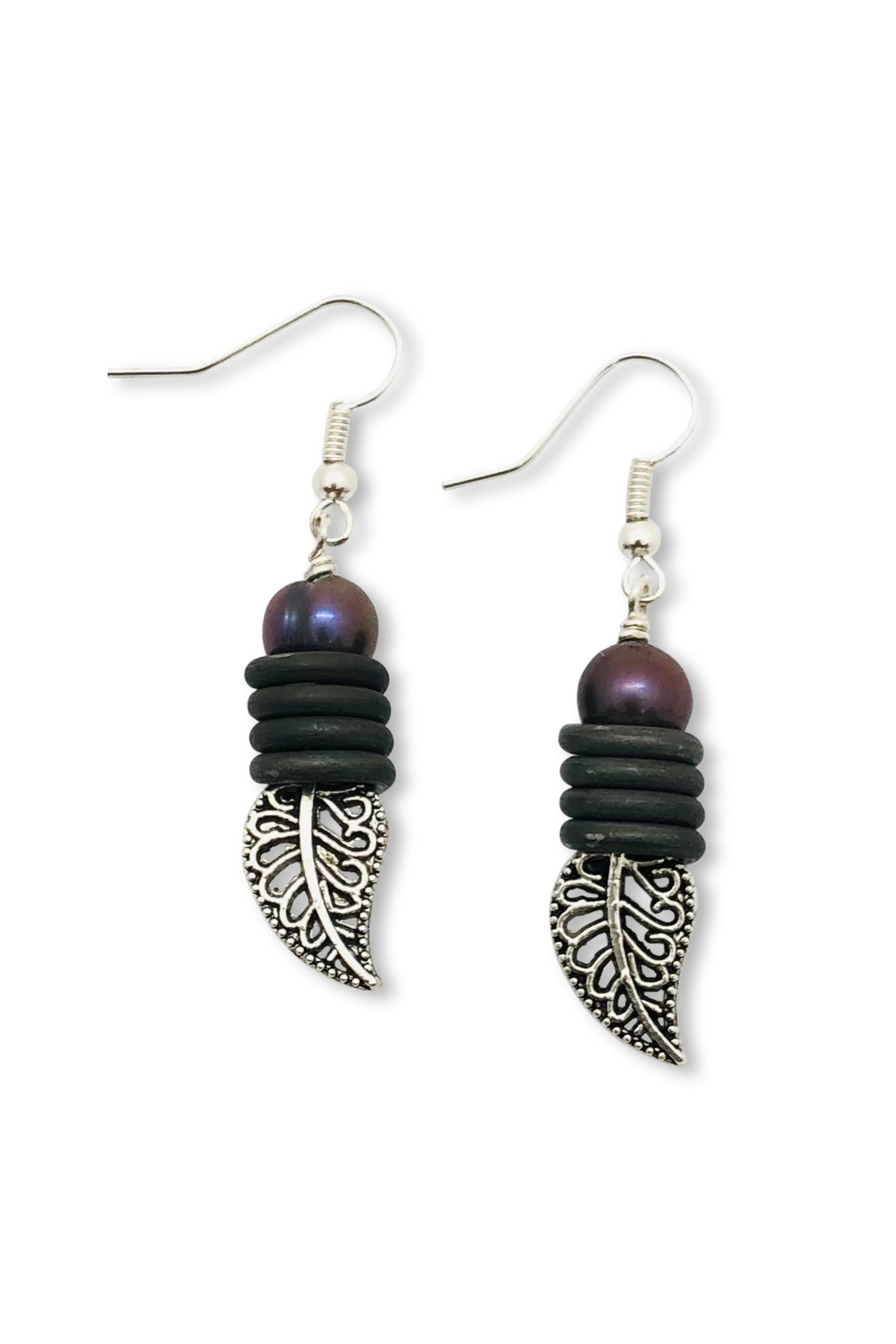 Snare leaf earrings