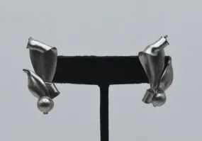 Vintage Silver Tone Organic Design Screw Back Earrings