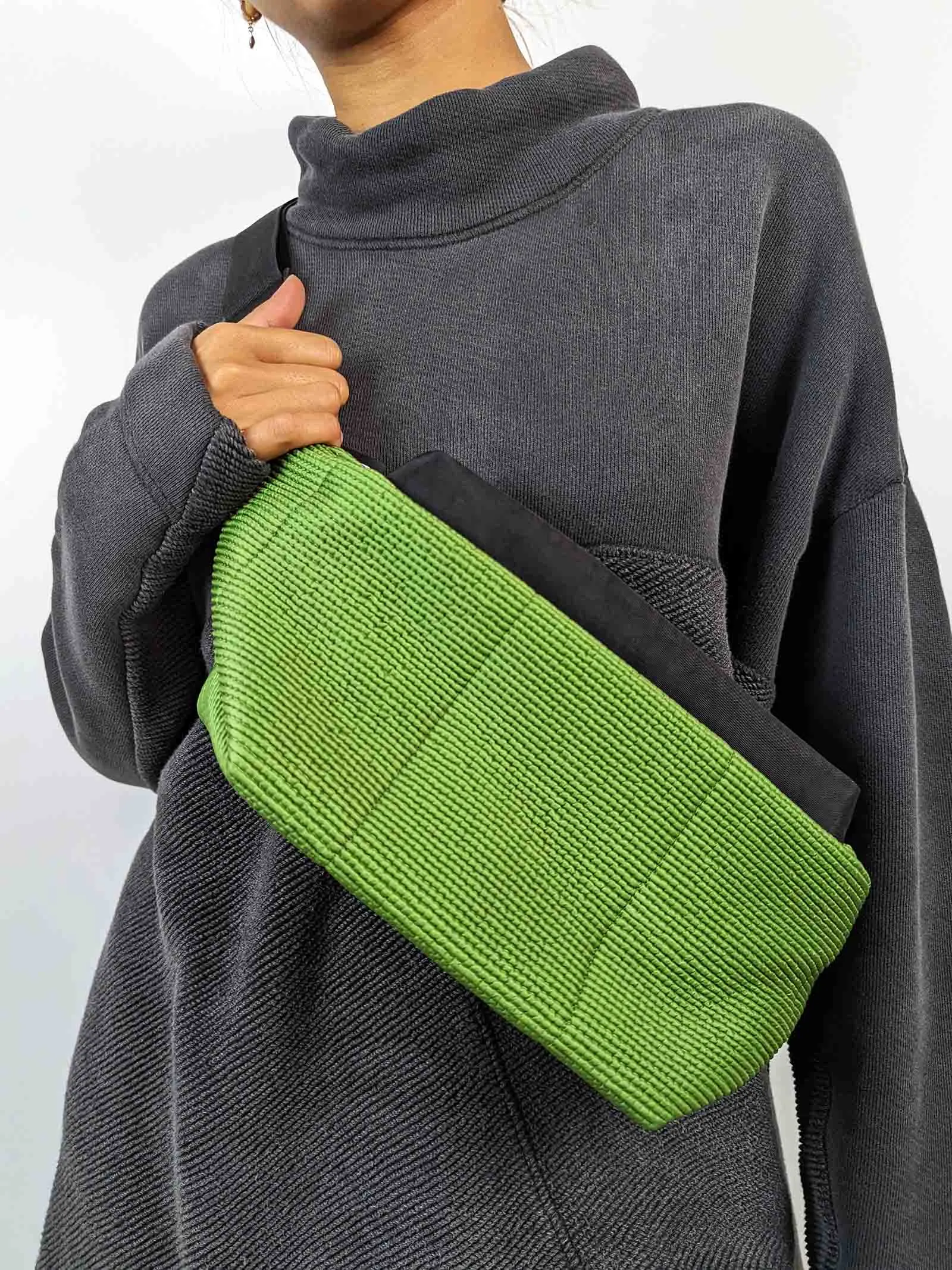 Wallaby Cross Body Belt Bag - GREEN QUILT